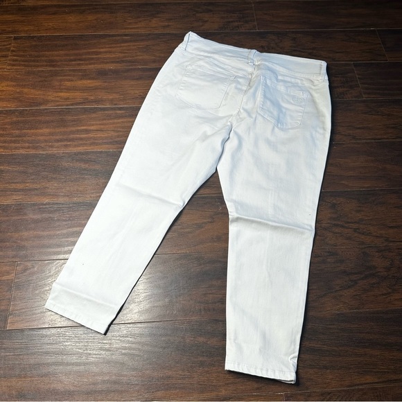 Laurie Felt White Curve Silky Denim Skinny Jeans Slit Hem - Picture 3 of 5